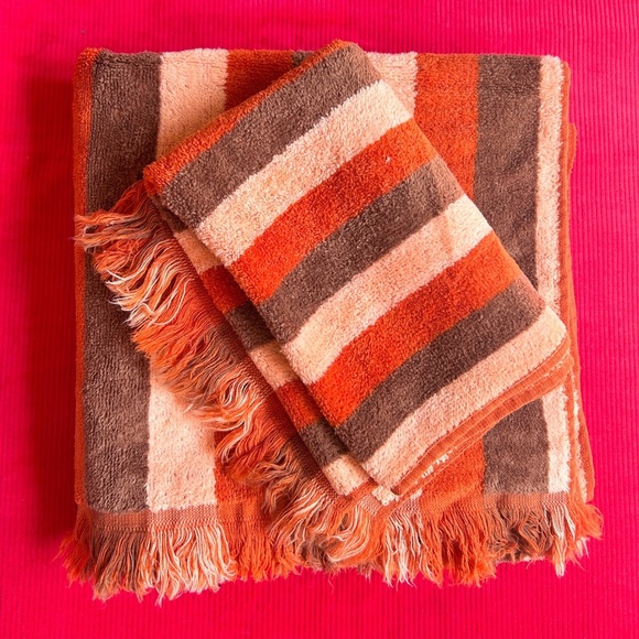 Caldwell Vintage 70s Soft Cotton Groovy Bath and Hand Towel Set - Picture 1 of 6